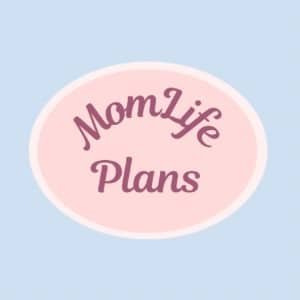 the words mom life plans written in an oval in dark pink letters inside a light pink oval with a white outline and a blue background
